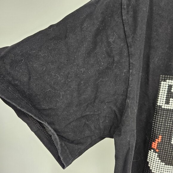 Chicago Bulls Shirt Mens XL Black NBA Basketball Pixel Graphic Tee Phantom Made - Picture 5 of 10